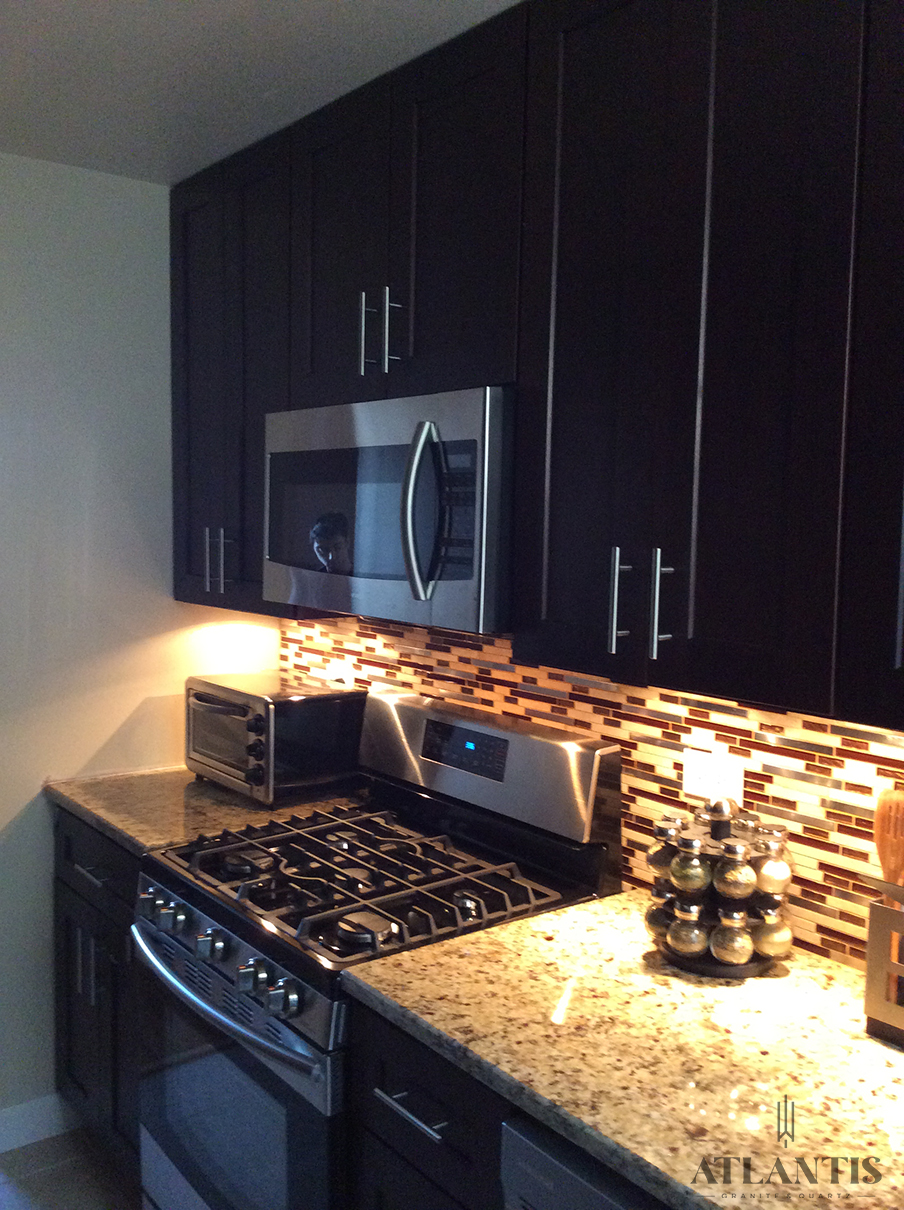 Daltile Granite Countertop in Chicago, IL kitchen remodel