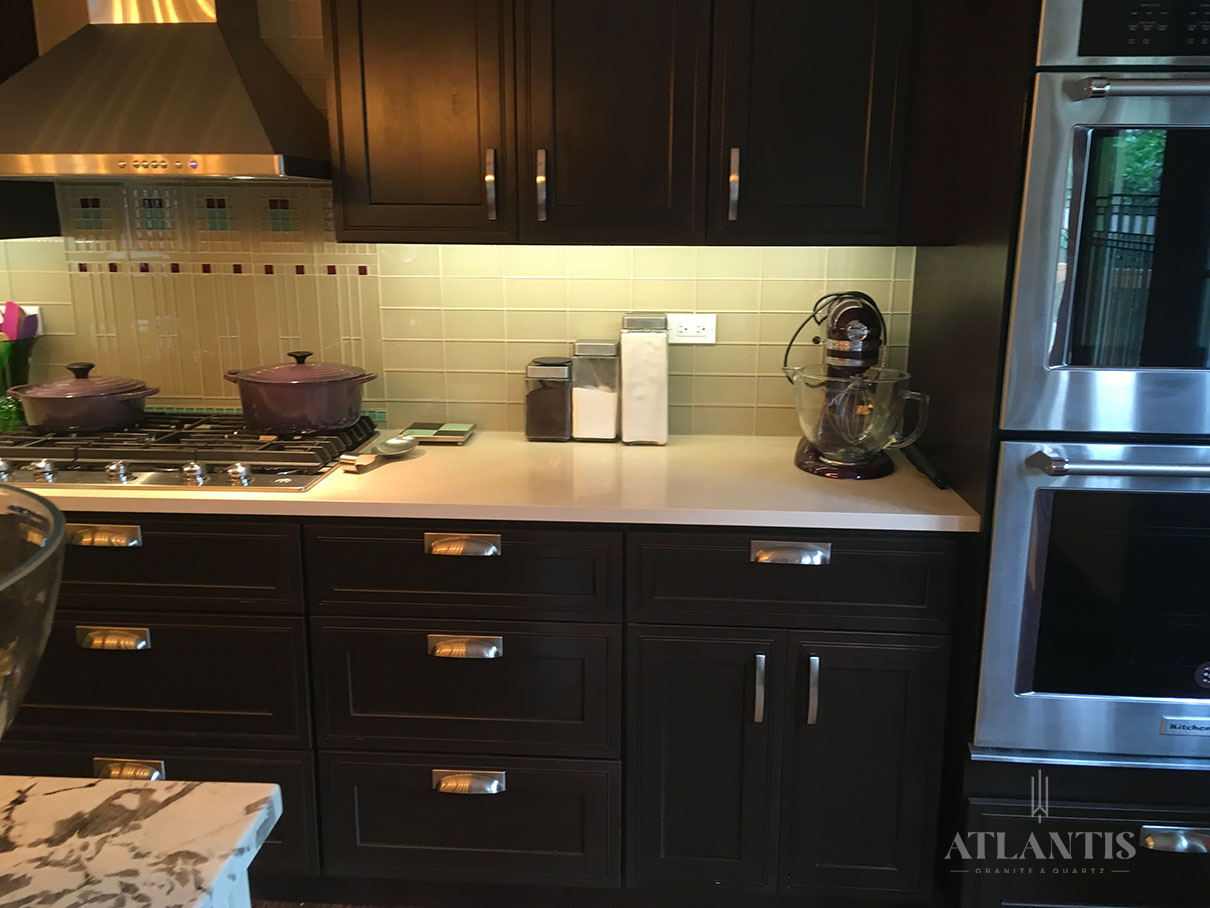 Daltile Cancun Beach Quartz Countertop in Oak Park by Atlantis Granite & Quartz