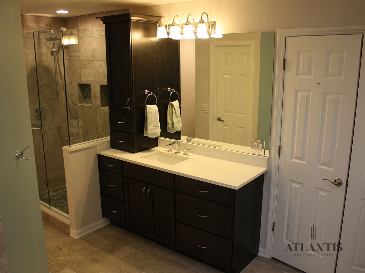 MSI International Glacier White Quartz Countertop in Palatine by Atlantis Granite & Quartz